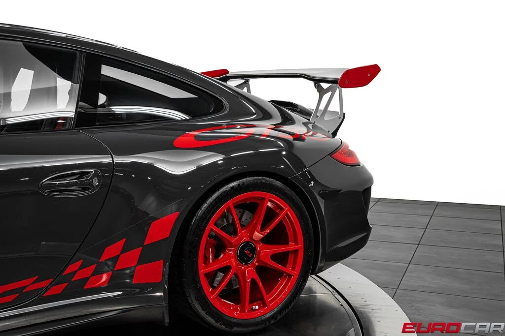2010 Porsche 997 GT3 RS - Image 17 of 31