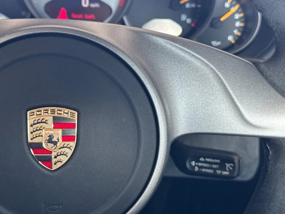 2010 Porsche 997 GT3 RS - Image 28 of 31