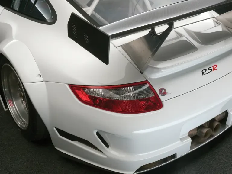2010 Porsche 997 GT3 RS - Image 9 of 17