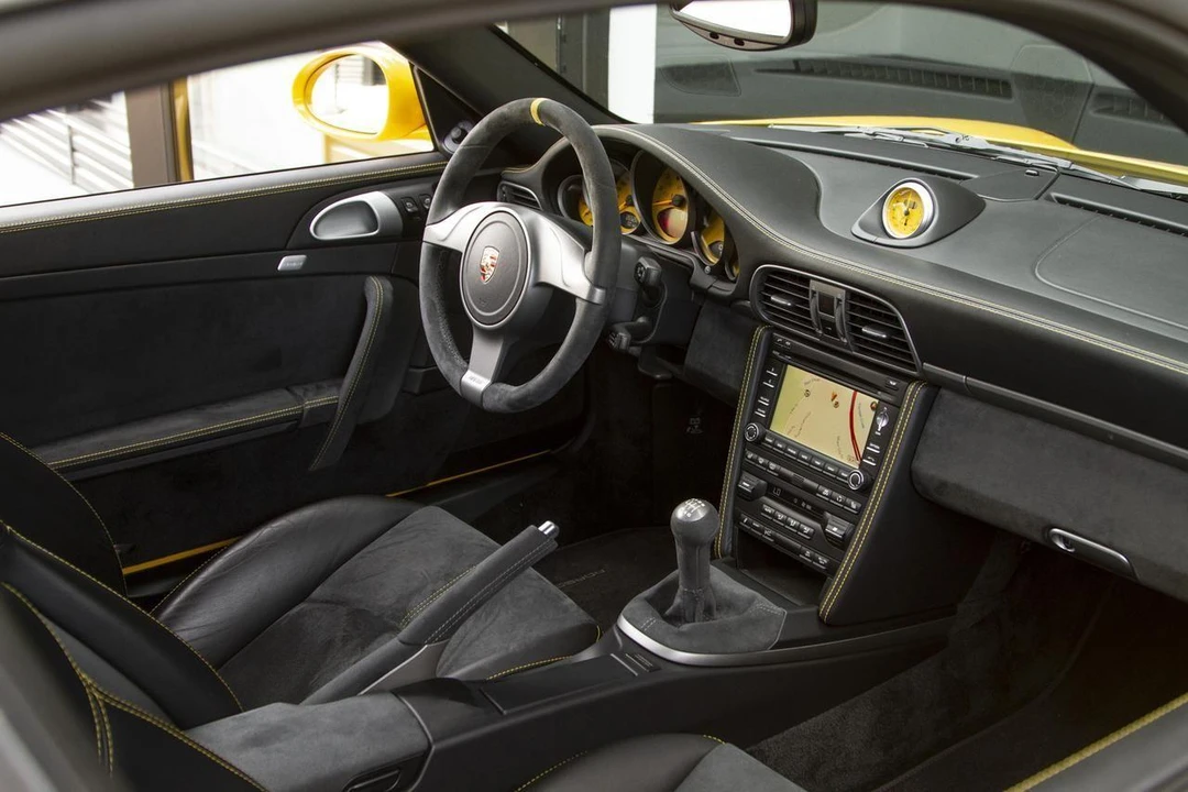 2010 Porsche 997 GT3 - Image 7 of 7