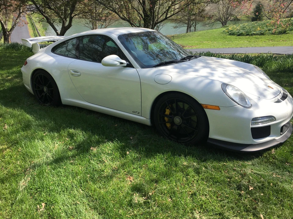 2010 Porsche 997 GT3 - Image 8 of 31