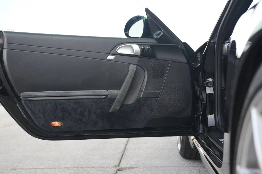 2010 Porsche 997 GT3 - Image 4 of 5