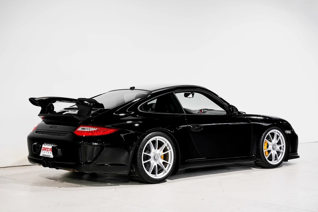 2010 Porsche 997 GT3 - Image 3 of 12