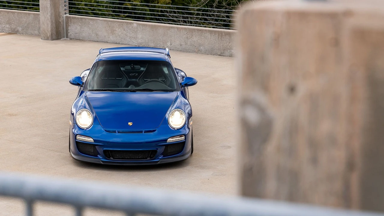 2010 Porsche 997 GT3 - Image 19 of 31