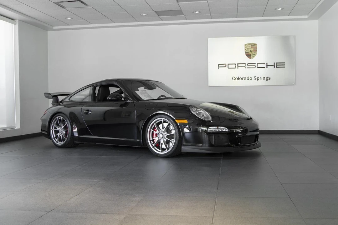 2010 Porsche 997 GT3 - Image 2 of 14