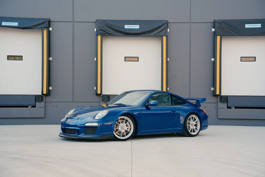 2010 Porsche 997 GT3 - Image 2 of 31