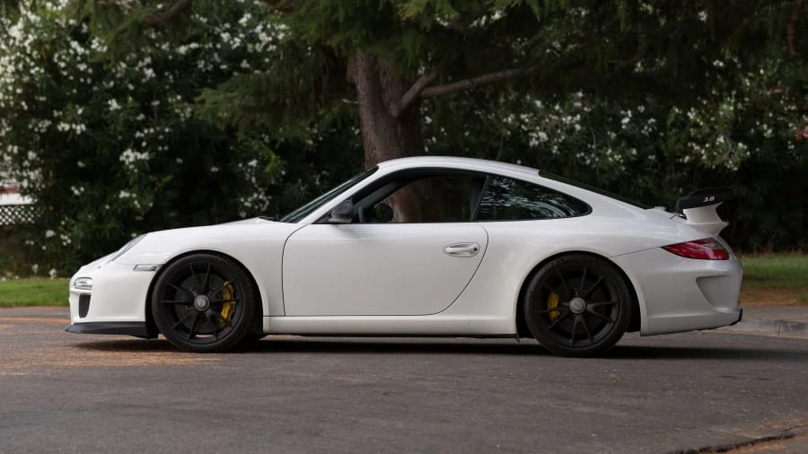 2010 Porsche 997 GT3 - Image 2 of 12