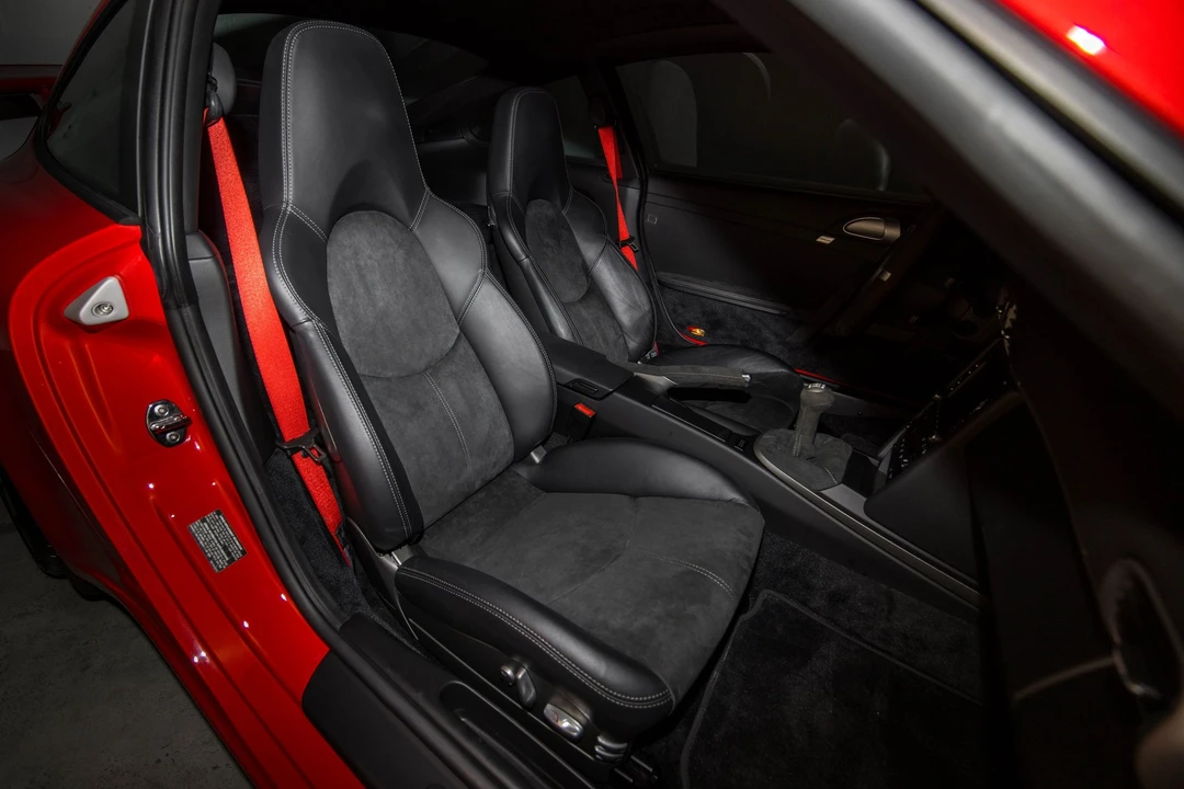2010 Porsche 997 GT3 - Image 9 of 17