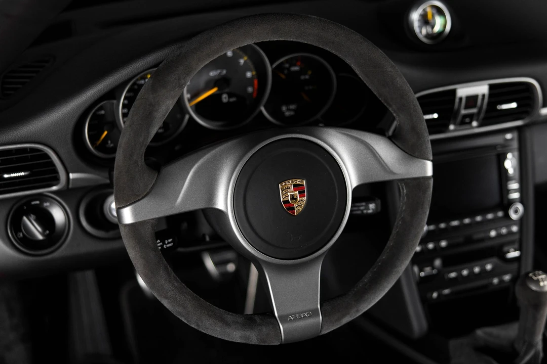 2010 Porsche 997 GT3 - Image 10 of 17