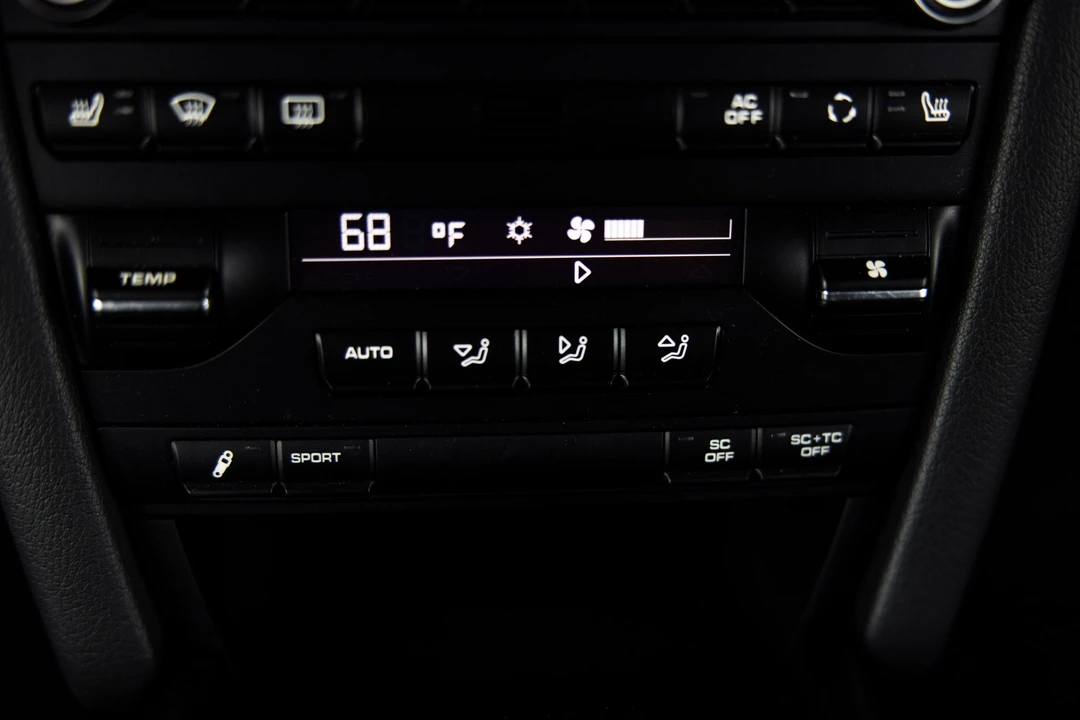 2010 Porsche 997 GT3 - Image 15 of 17