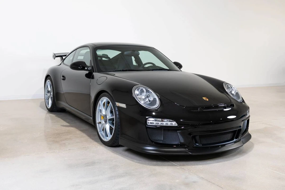 2010 Porsche 997 GT3 - Image 3 of 5