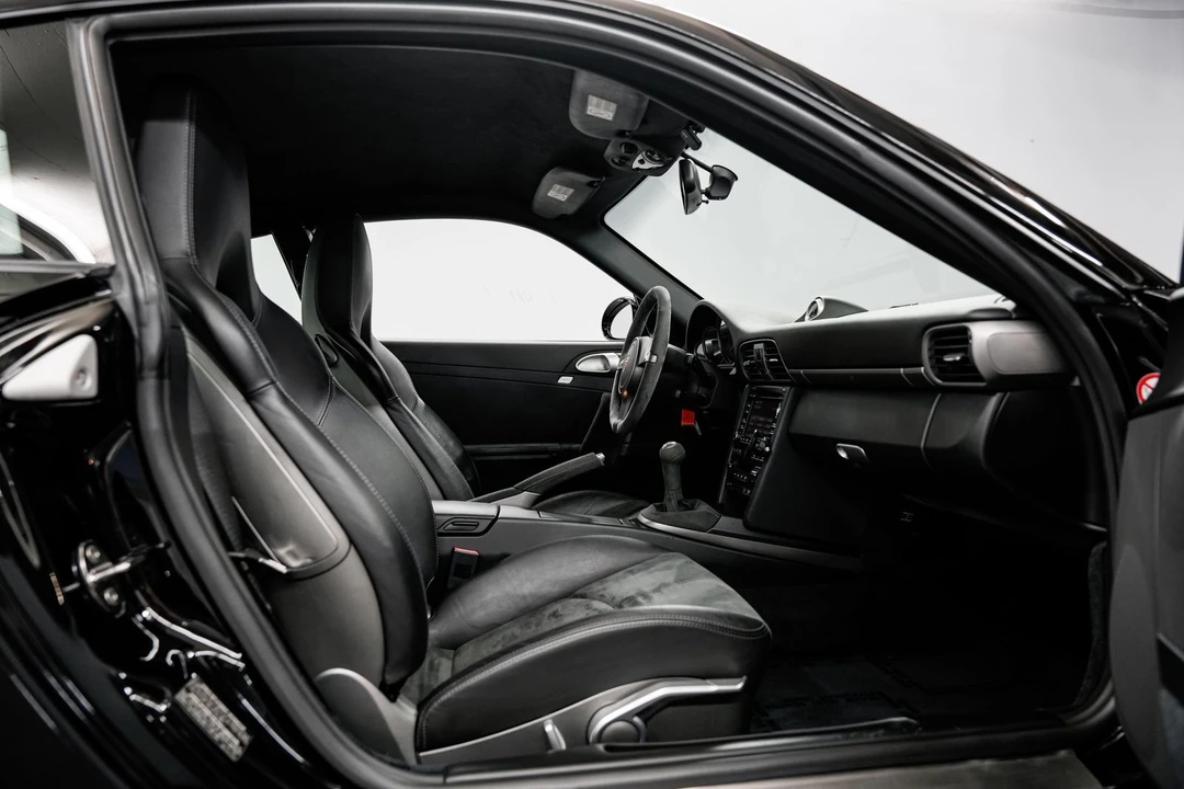 2010 Porsche 997 GT3 - Image 25 of 31