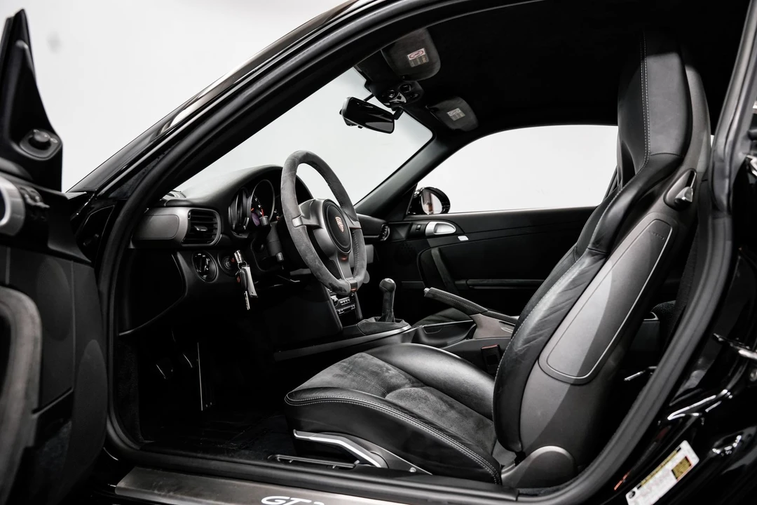2010 Porsche 997 GT3 - Image 16 of 31