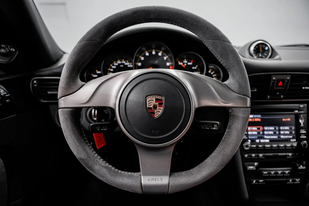 2010 Porsche 997 GT3 - Image 10 of 31