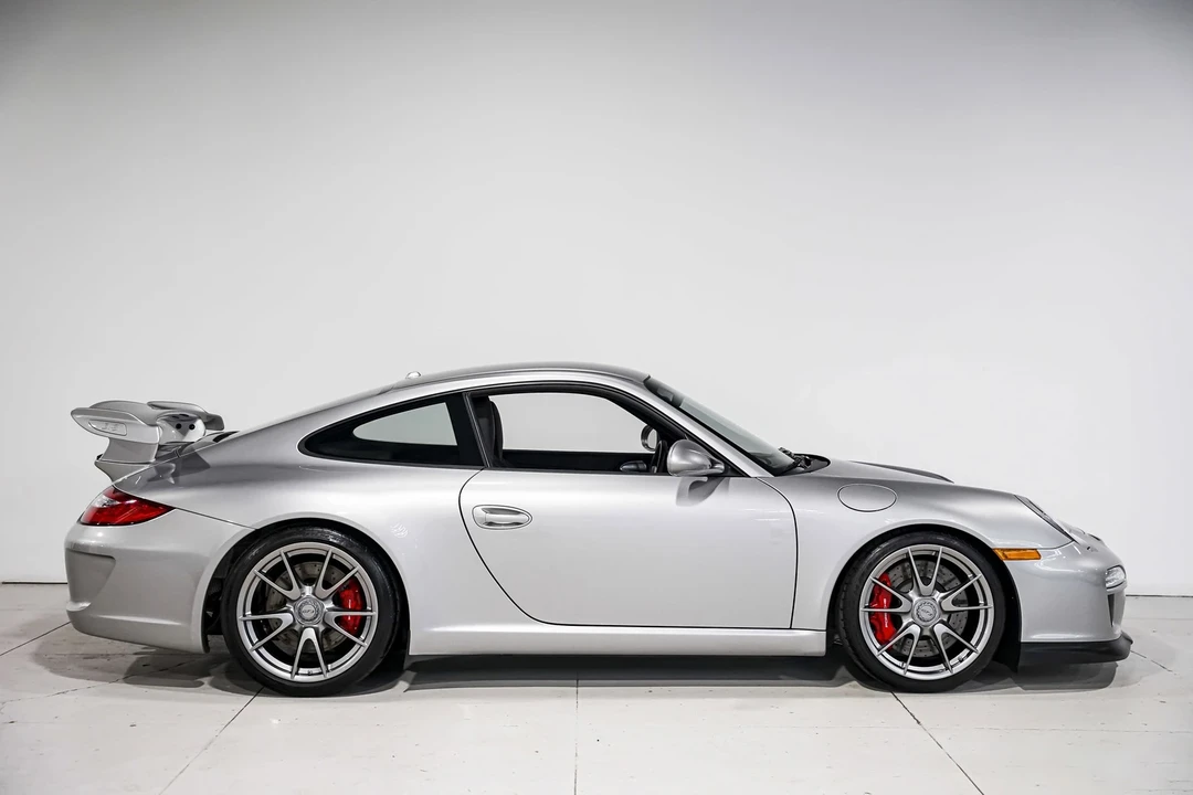 2010 Porsche 997 GT3 - Image 3 of 21
