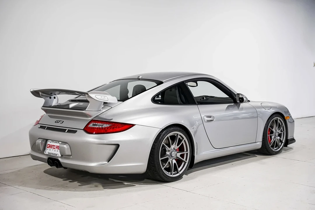 2010 Porsche 997 GT3 - Image 4 of 21