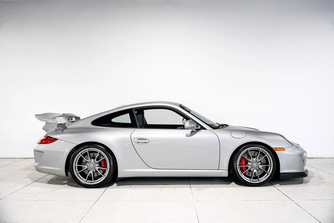 2010 Porsche 997 GT3 - Image 3 of 21