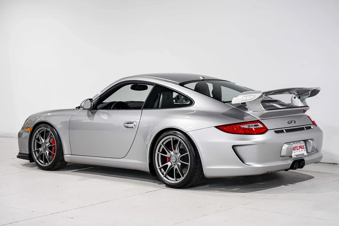 2010 Porsche 997 GT3 - Image 9 of 21