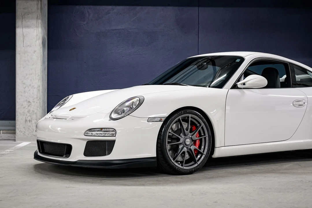 2010 Porsche 997 GT3 - Image 28 of 31