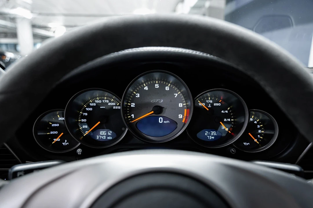 2010 Porsche 997 GT3 - Image 11 of 31