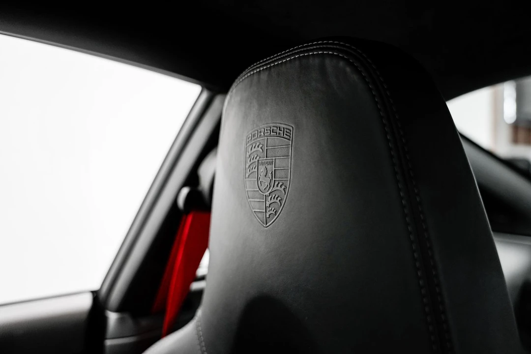 2010 Porsche 997 GT3 - Image 16 of 31