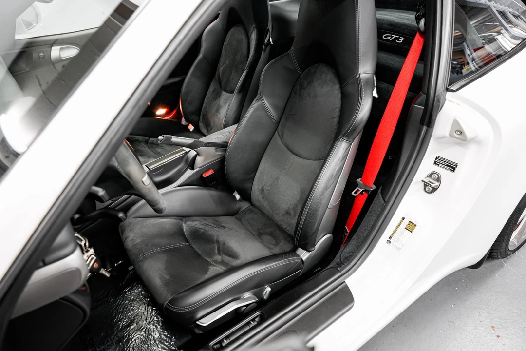 2010 Porsche 997 GT3 - Image 18 of 31