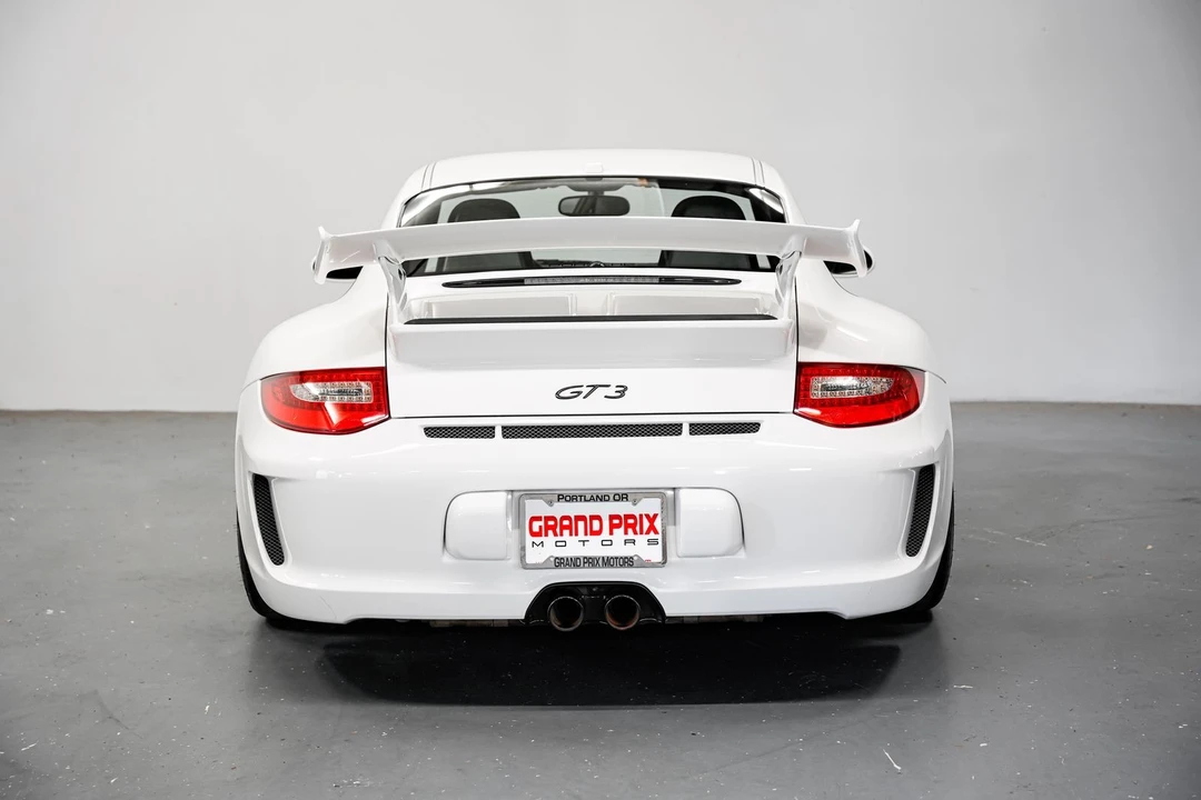2010 Porsche 997 GT3 - Image 4 of 31