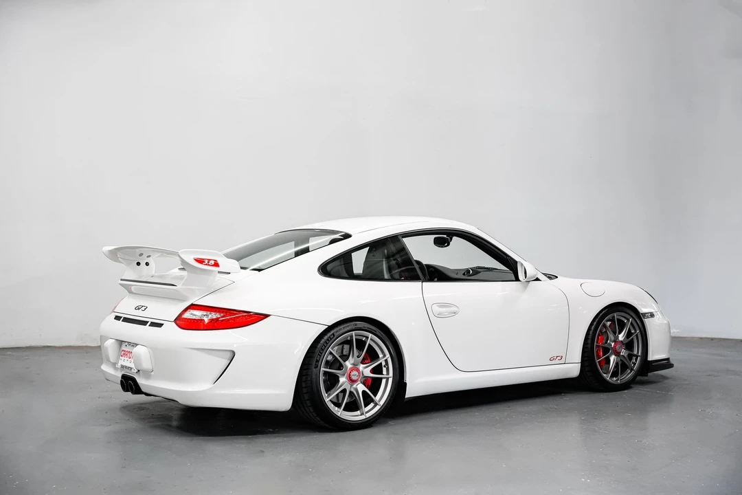 2010 Porsche 997 GT3 - Image 3 of 31