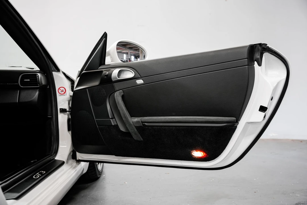 2010 Porsche 997 GT3 - Image 23 of 31