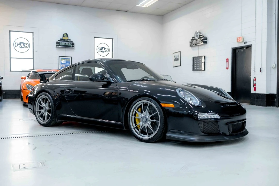 2010 Porsche 997 GT3 - Image 5 of 12