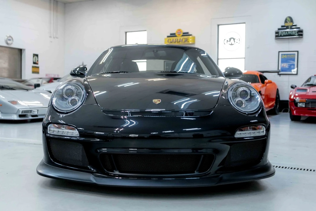2010 Porsche 997 GT3 - Image 4 of 12