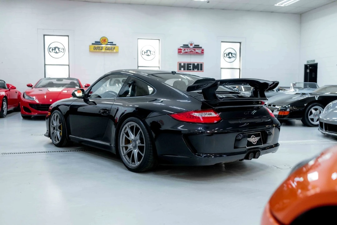 2010 Porsche 997 GT3 - Image 9 of 12