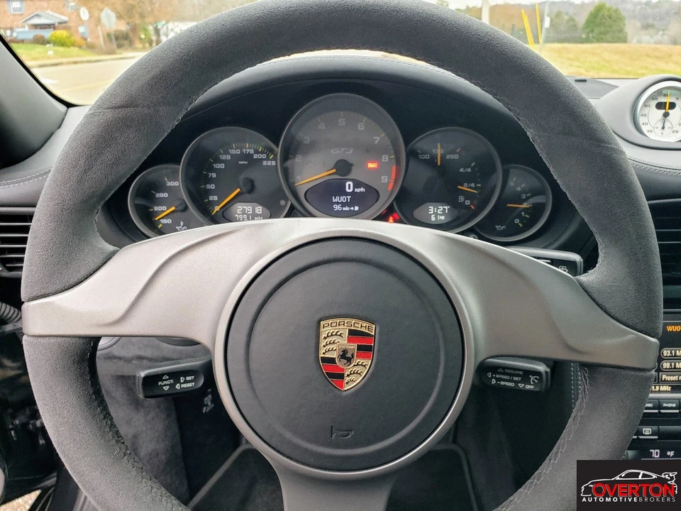 2010 Porsche 997 GT3 - Image 27 of 31