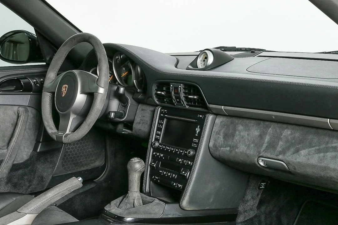 2010 Porsche 997 GT3 - Image 13 of 31
