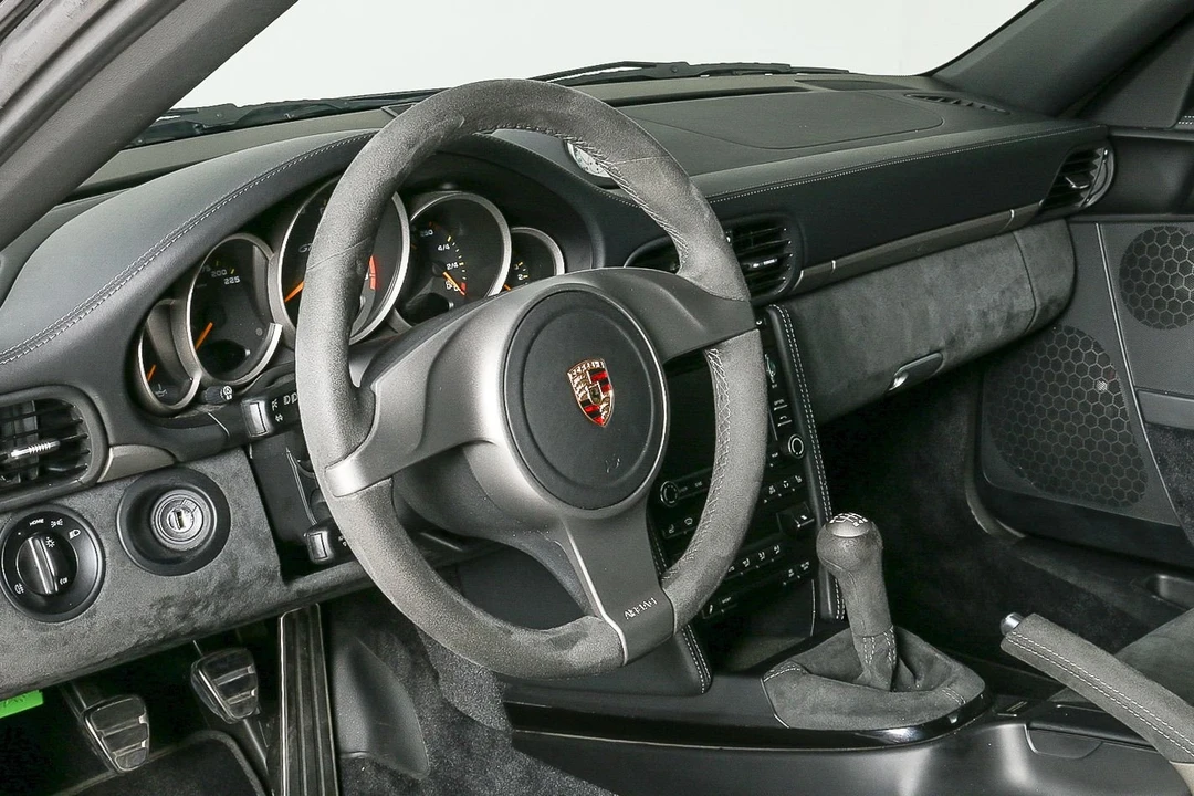 2010 Porsche 997 GT3 - Image 15 of 31