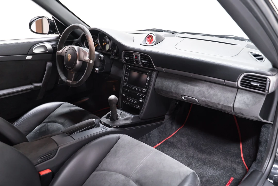 2010 Porsche 997 GT3 - Image 26 of 31
