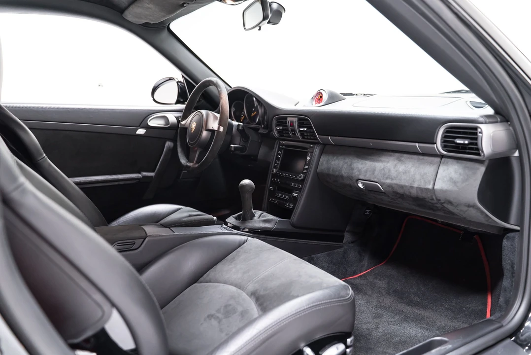 2010 Porsche 997 GT3 - Image 27 of 31