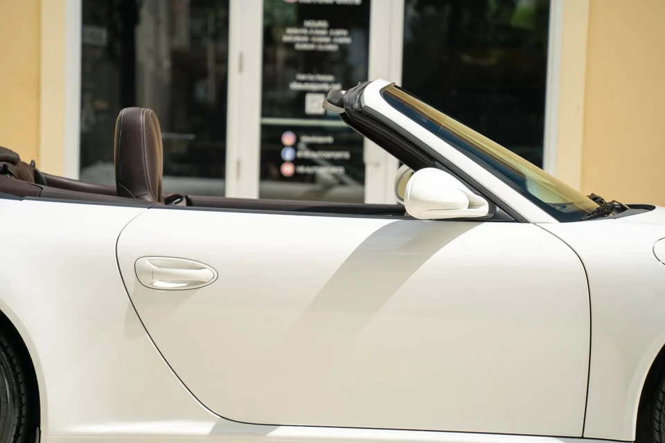 2010 Porsche 997 Carrera - Image 9 of 20