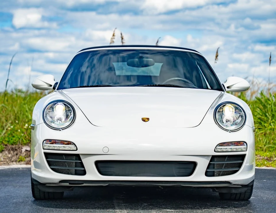 2010 Porsche 997 Carrera - Image 19 of 20