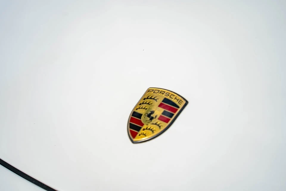 2010 Porsche 997 Carrera - Image 16 of 20