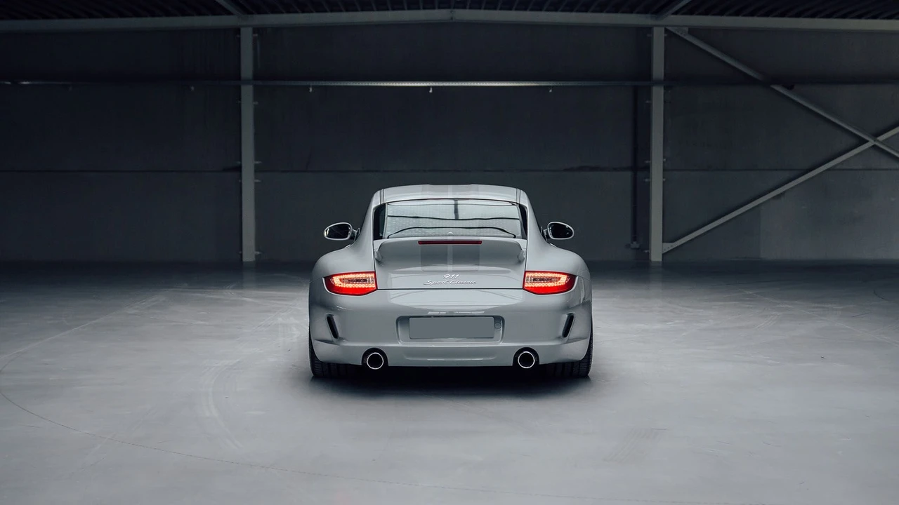2010 Porsche 997 Sport Classic - Image 2 of 31