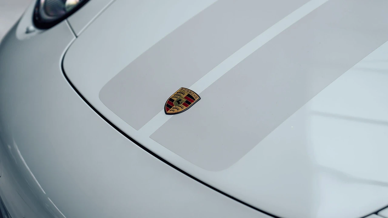 2010 Porsche 997 Sport Classic - Image 14 of 31