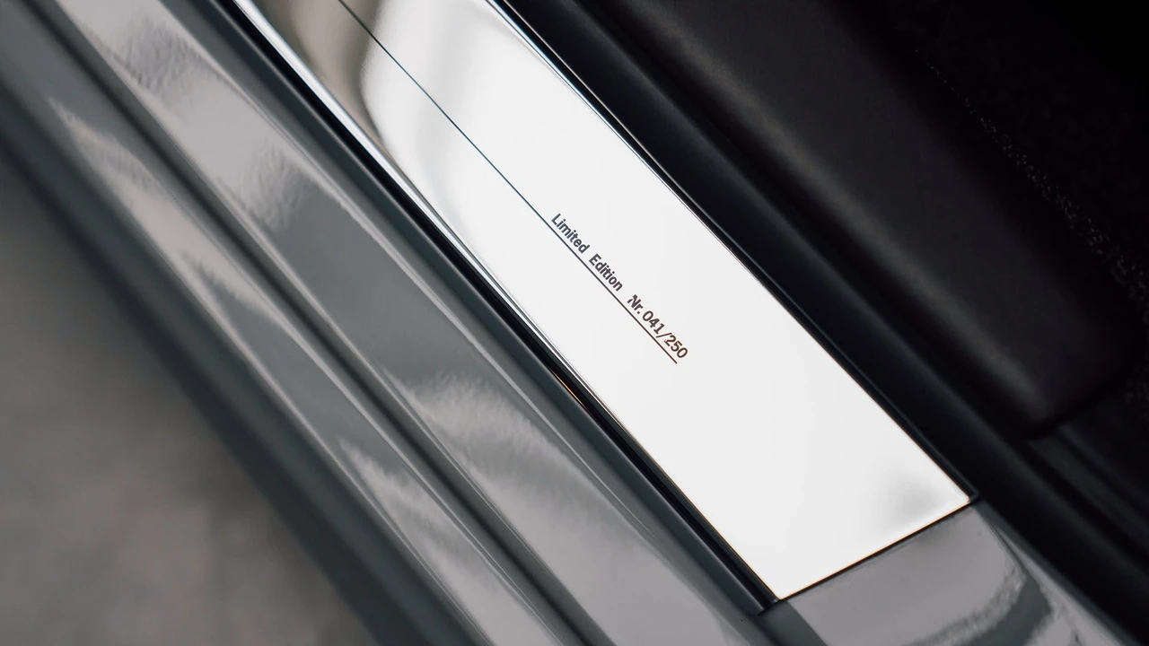 2010 Porsche 997 Sport Classic - Image 29 of 31