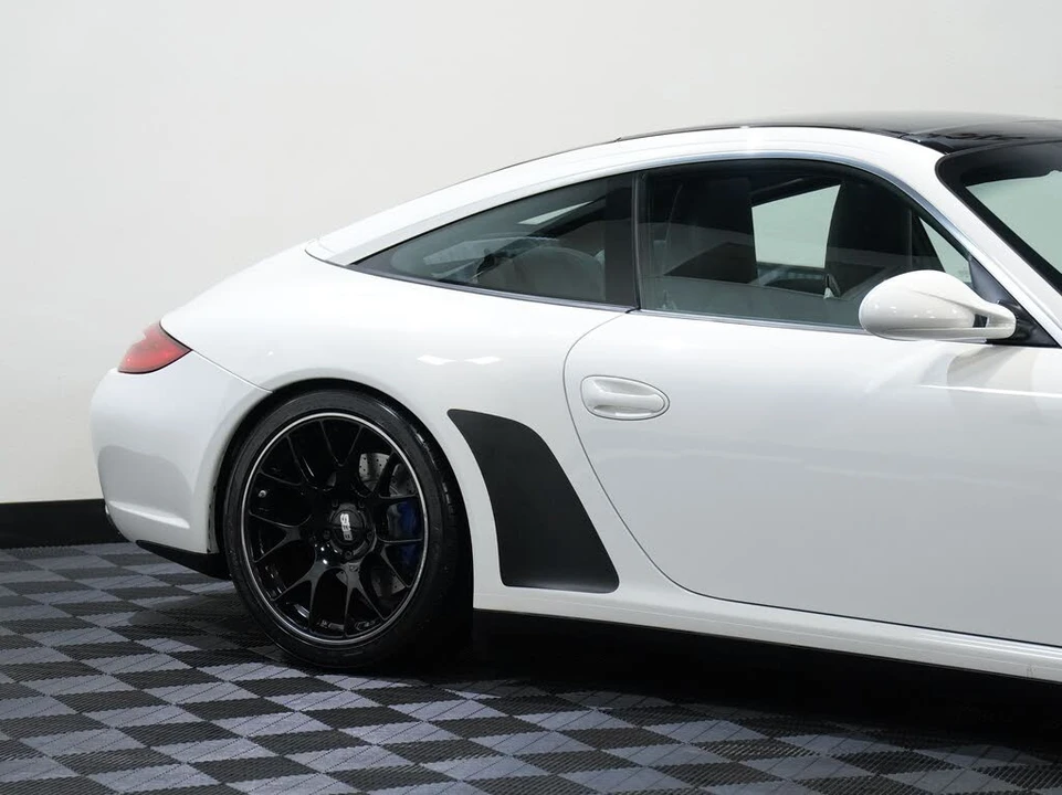 2010 Porsche 997 Targa - Image 14 of 31