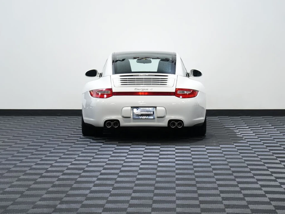 2010 Porsche 997 Targa - Image 7 of 31