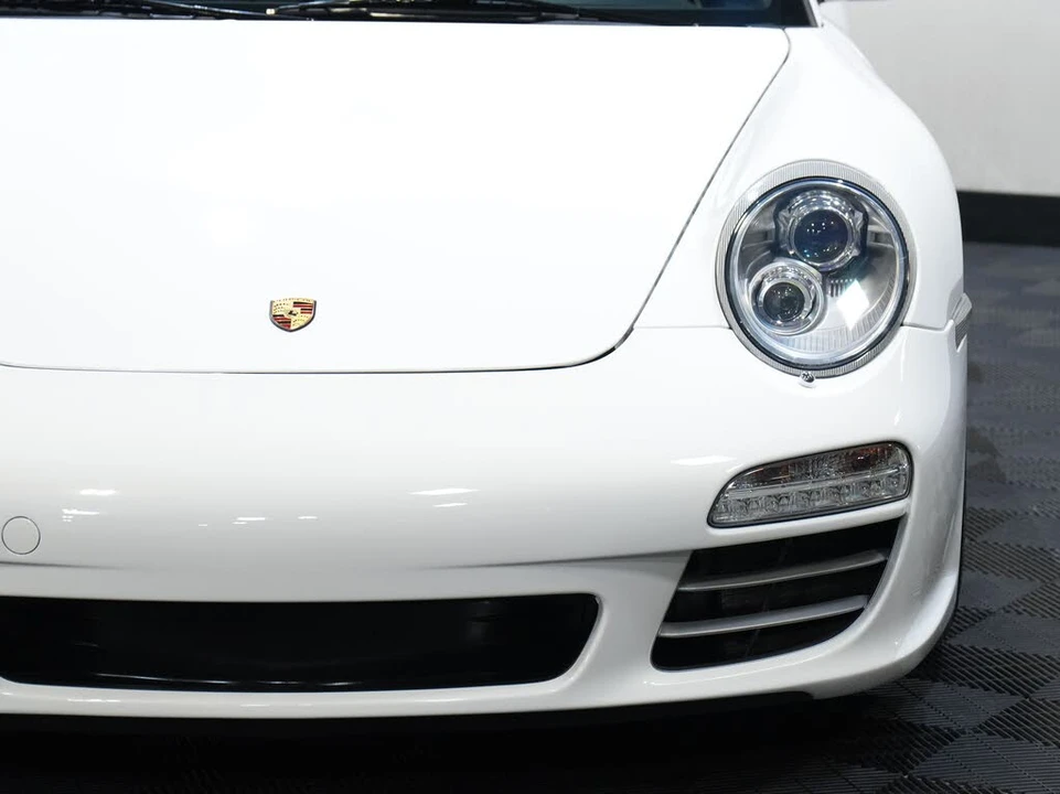 2010 Porsche 997 Targa - Image 10 of 31