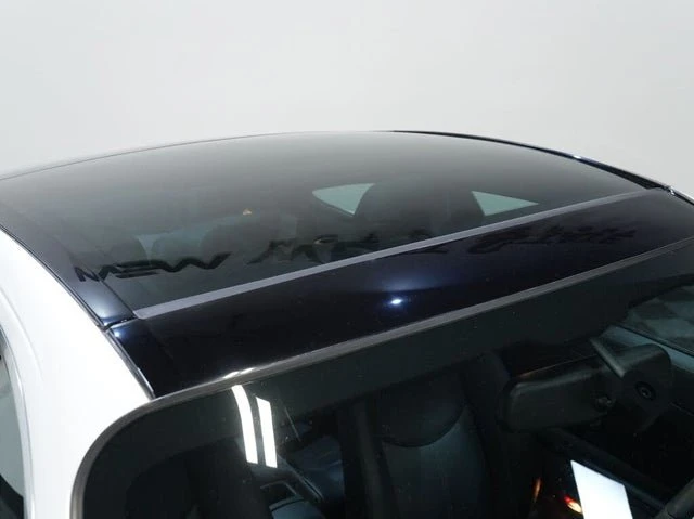 2010 Porsche 997 Targa - Image 13 of 20