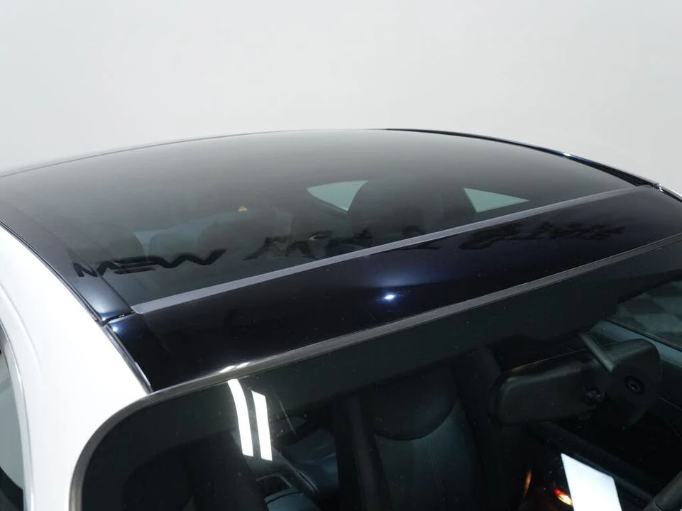 2010 Porsche 997 Targa - Image 13 of 31