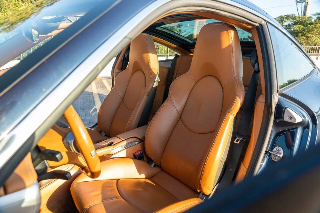 2010 Porsche 997 Targa - Image 8 of 31
