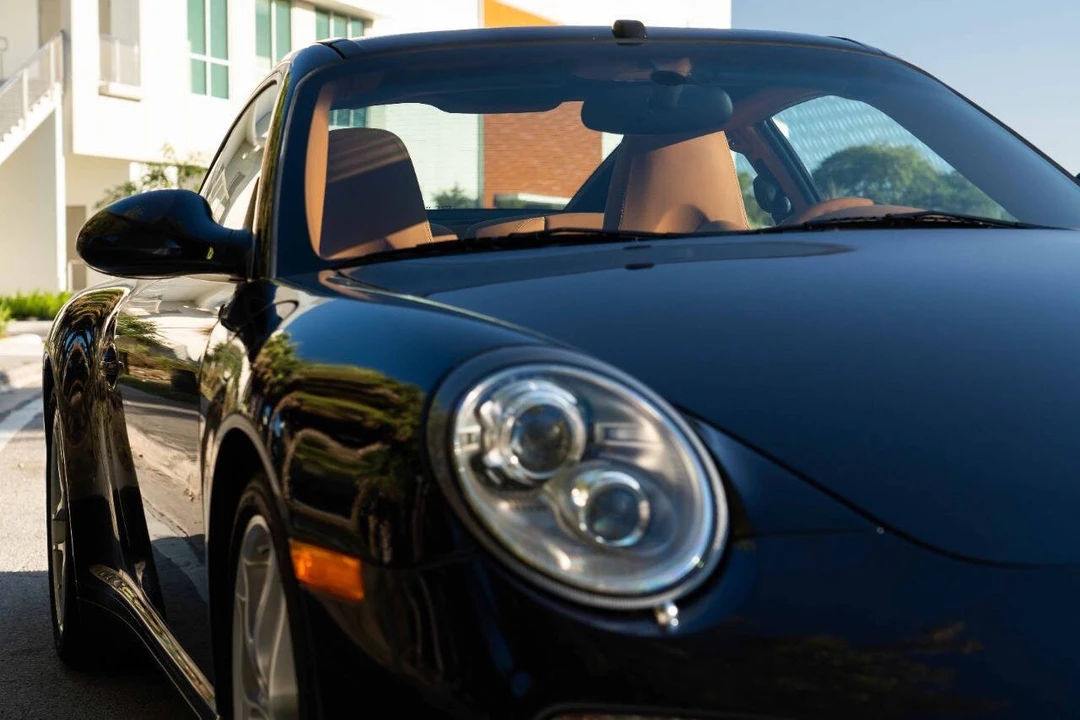 2010 Porsche 997 Targa - Image 24 of 31